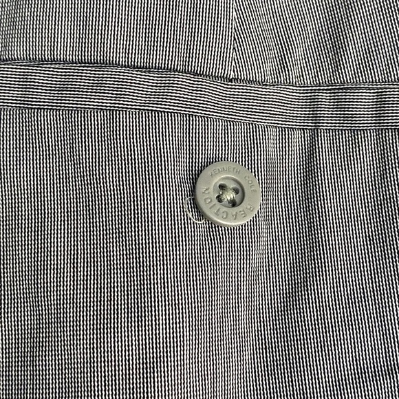 Kenneth Cole Reaction Chinos Men's Size 34/30, Gray, Straight Leg Pants - Picture 4 of 7